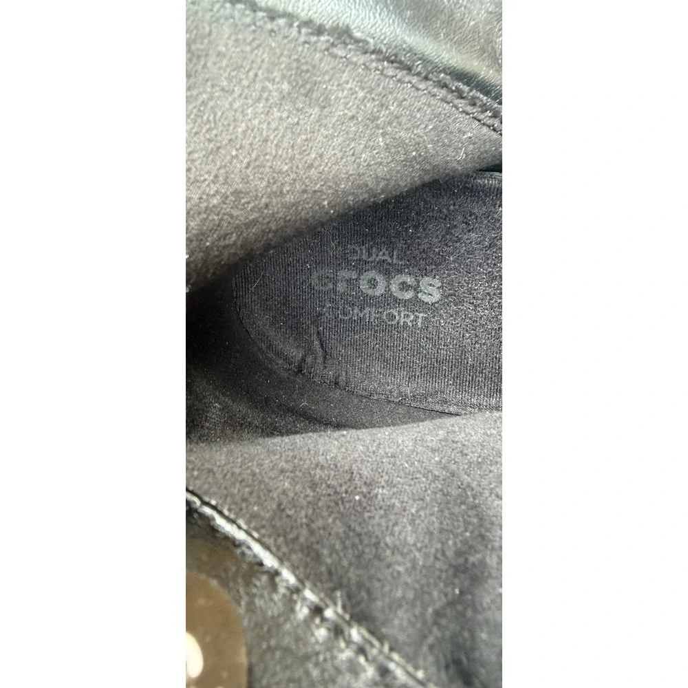 Crocs Leigh Black Suede Zip Up Wedge Dual Comfort Ankle Bootie Boots‎ Sz 9